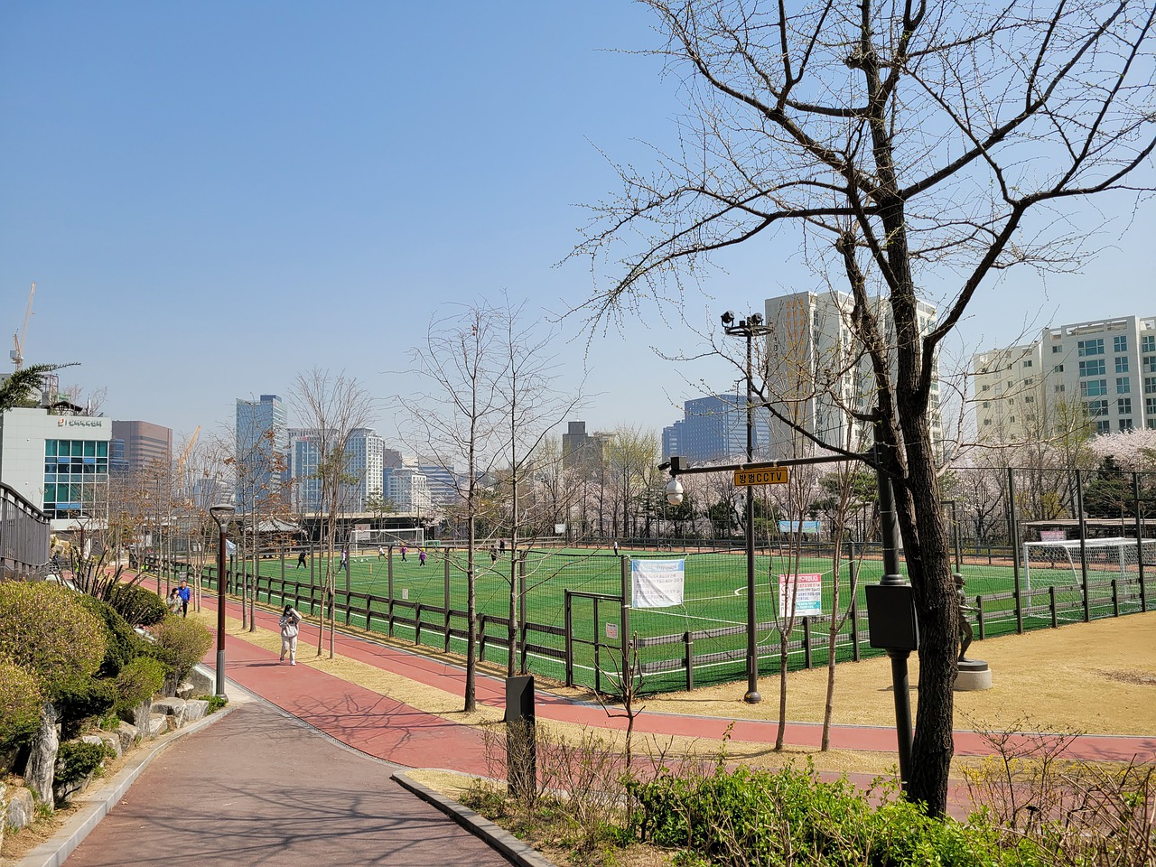 续谈判的具 续谈判的具